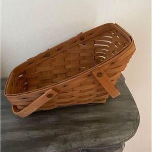 Longaberger fruit basket or market basket